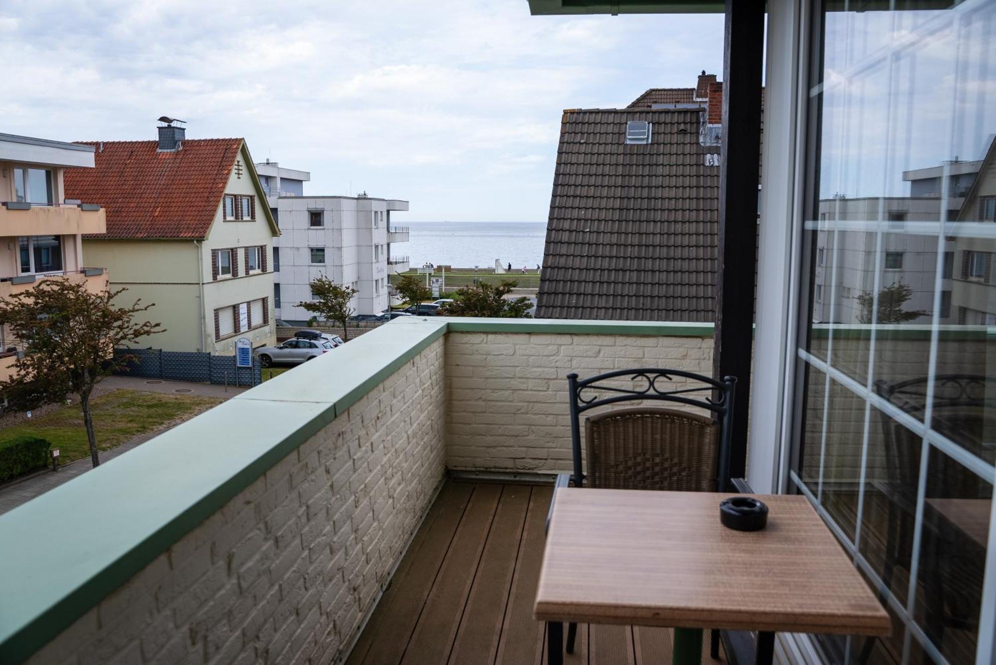 Hotel Appartement Landhaus Stutzi - Hotel Strandperle 쿡스하펜 외부 사진