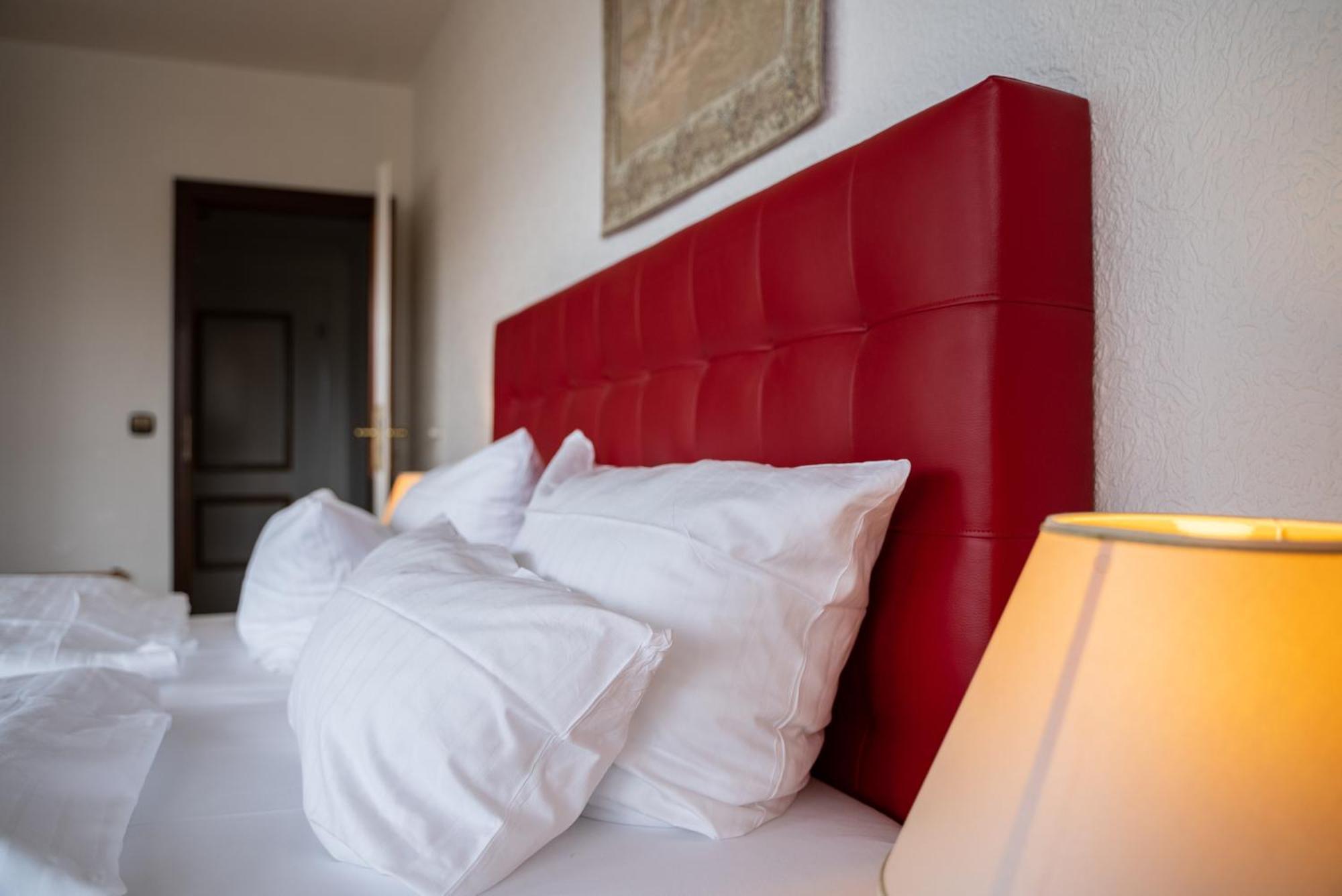 Hotel Appartement Landhaus Stutzi - Hotel Strandperle 쿡스하펜 외부 사진