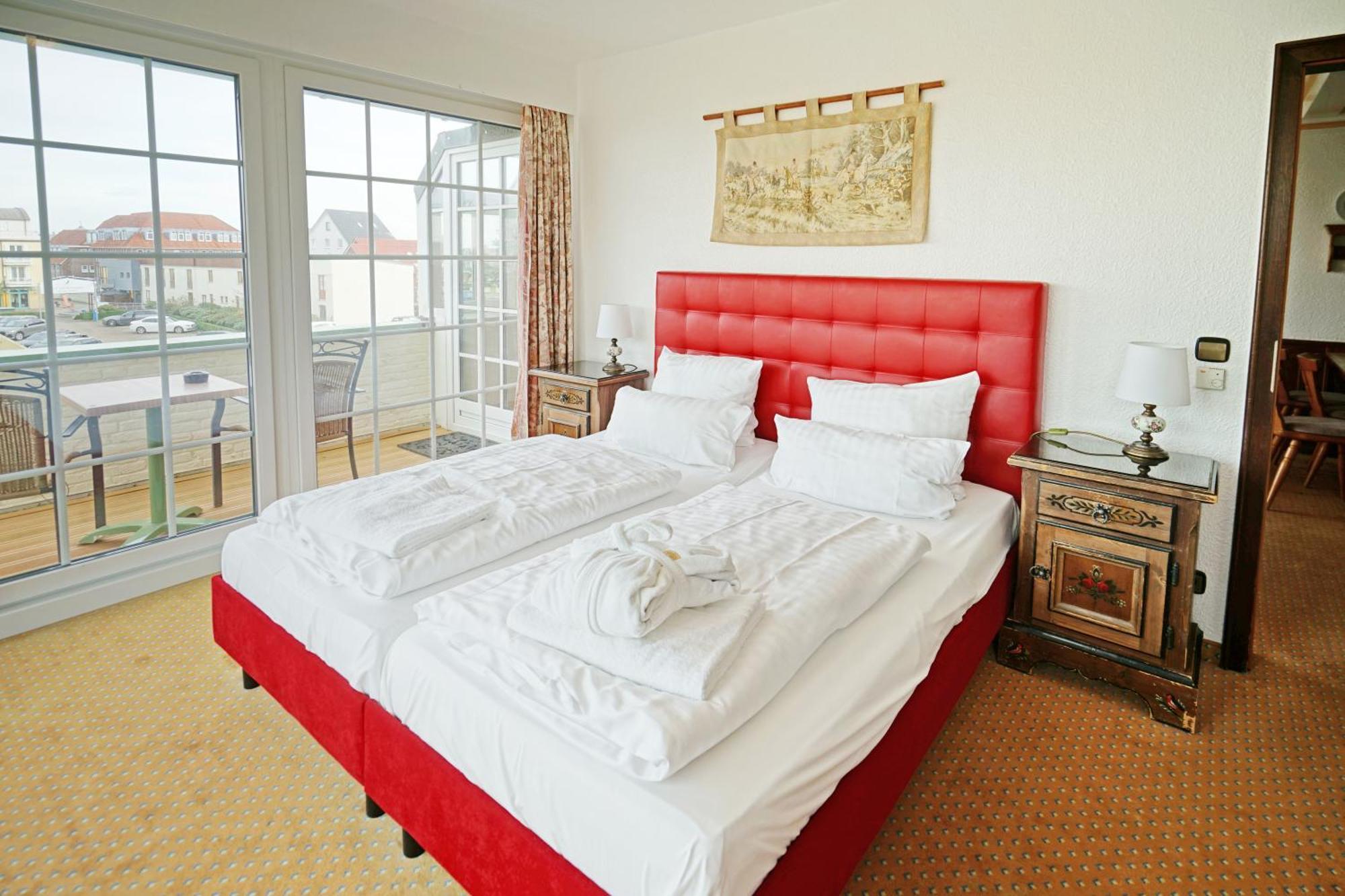 Hotel Appartement Landhaus Stutzi - Hotel Strandperle 쿡스하펜 외부 사진