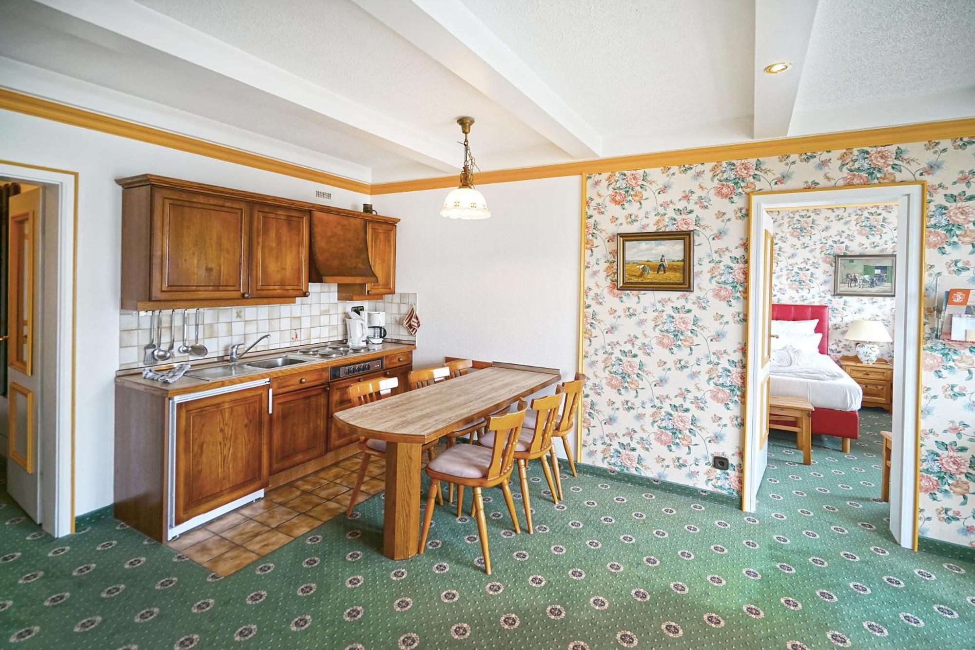 Hotel Appartement Landhaus Stutzi - Hotel Strandperle 쿡스하펜 외부 사진